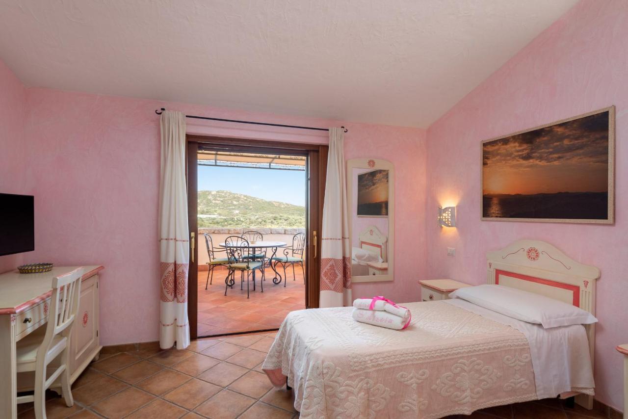 Affittacamere S'Alzola Porto Rotondo Exterior foto