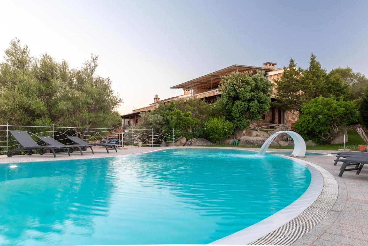 Affittacamere S'Alzola Porto Rotondo Exterior foto
